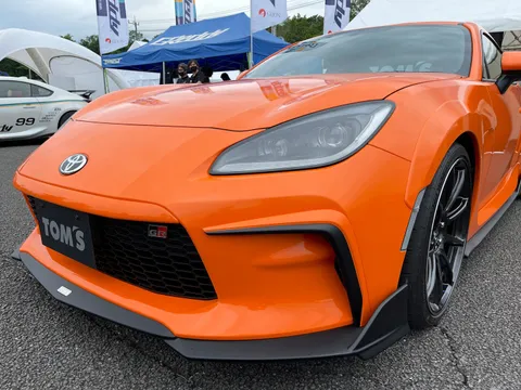 TOM's Racing has already modified the new Toyota GR86 | AutoIndustriya
