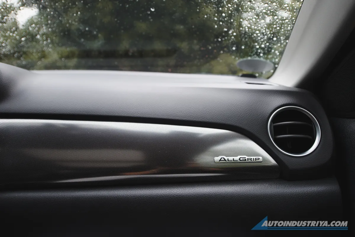 2021 Suzuki Vitara ALLGRIP 2-tone