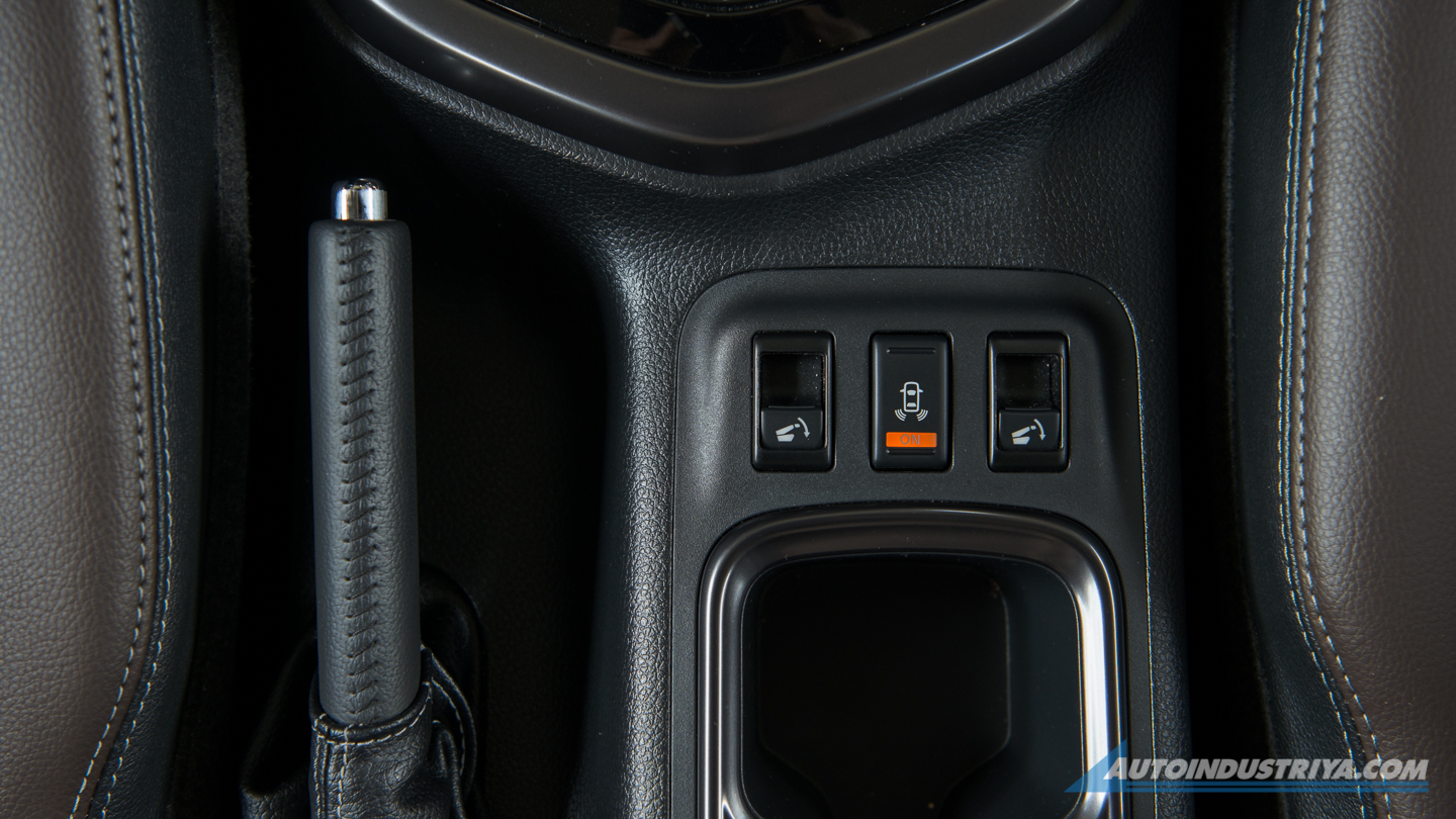 2021 Nissan Terra VL 4x4 Black Edition