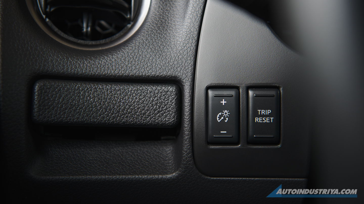 2021 Nissan Terra VL 4x4 Black Edition