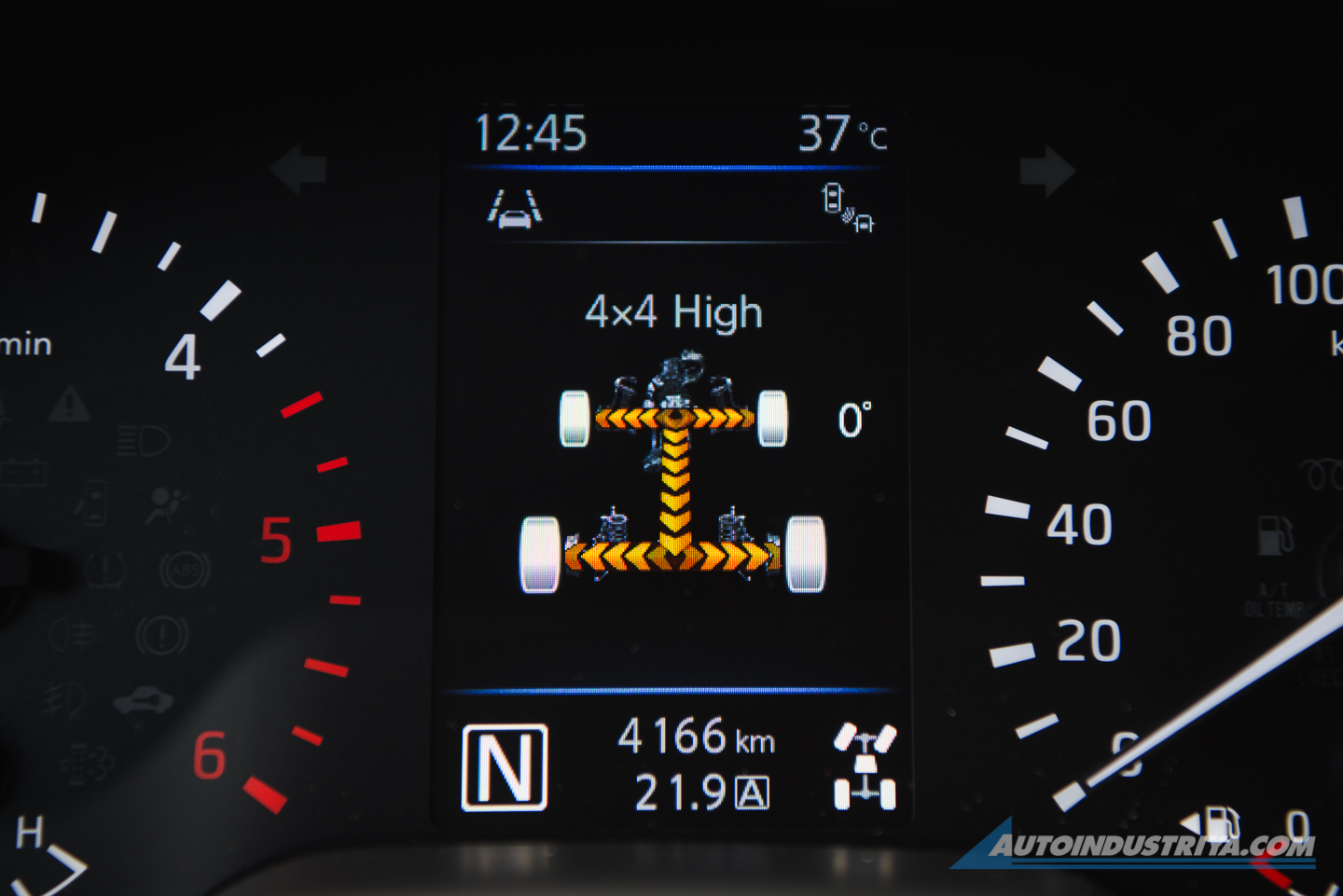 2021 Nissan Terra VL 4x4 Black Edition