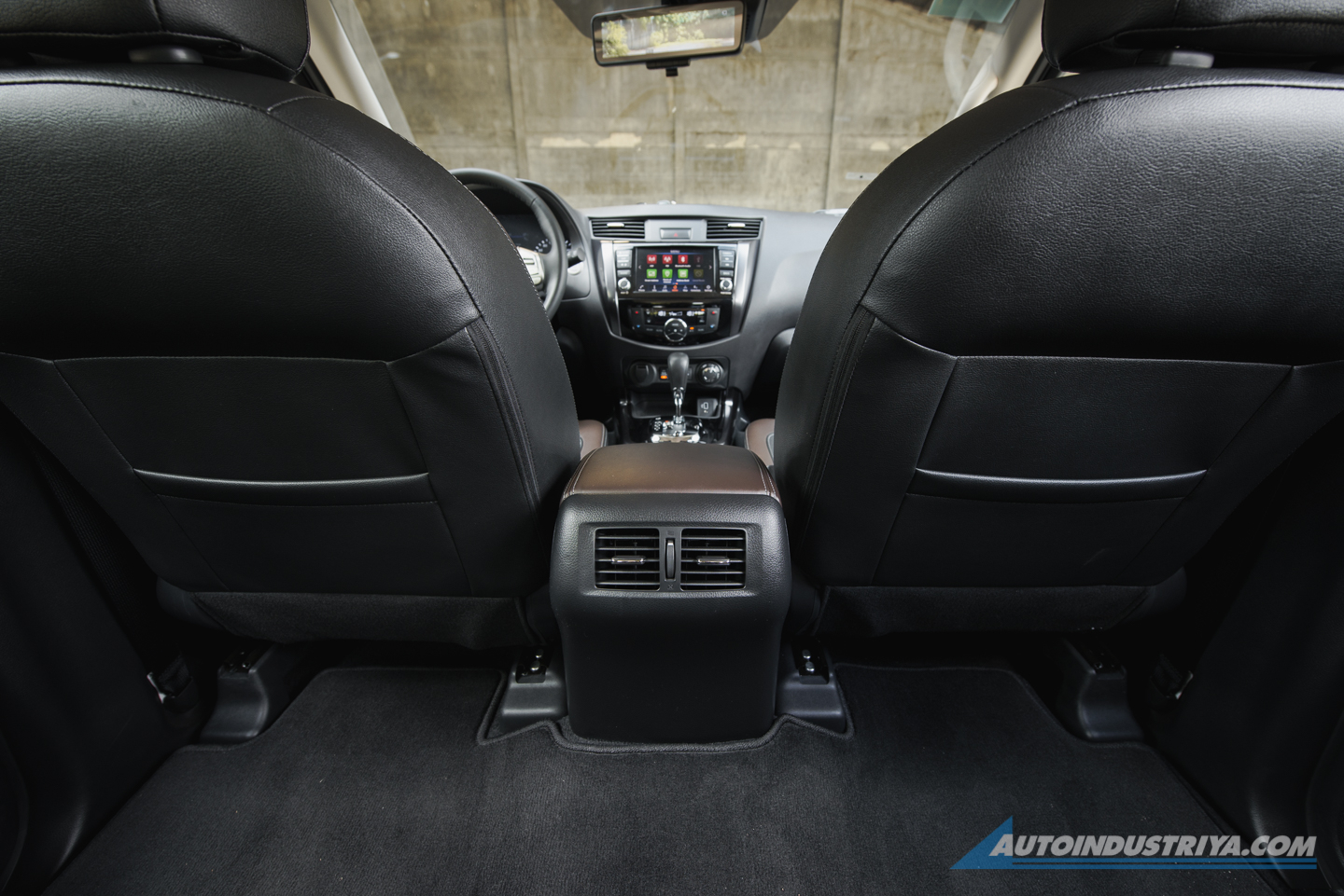 2021 Nissan Terra VL 4x4 Black Edition