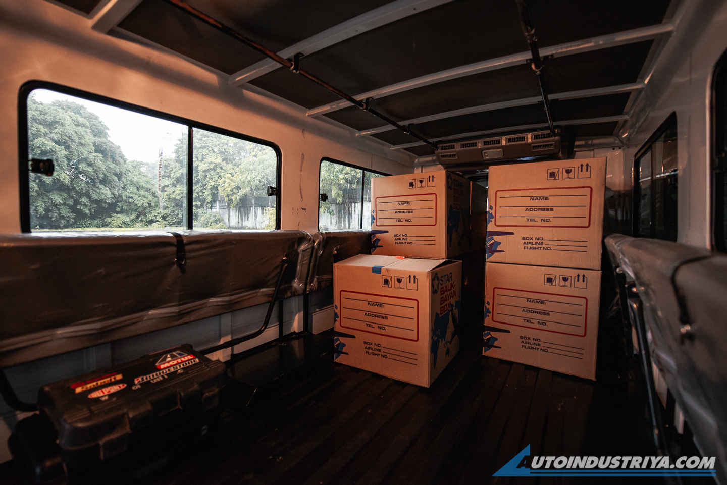 LCV Review: Isuzu Traviz L Utility Van 2.5L