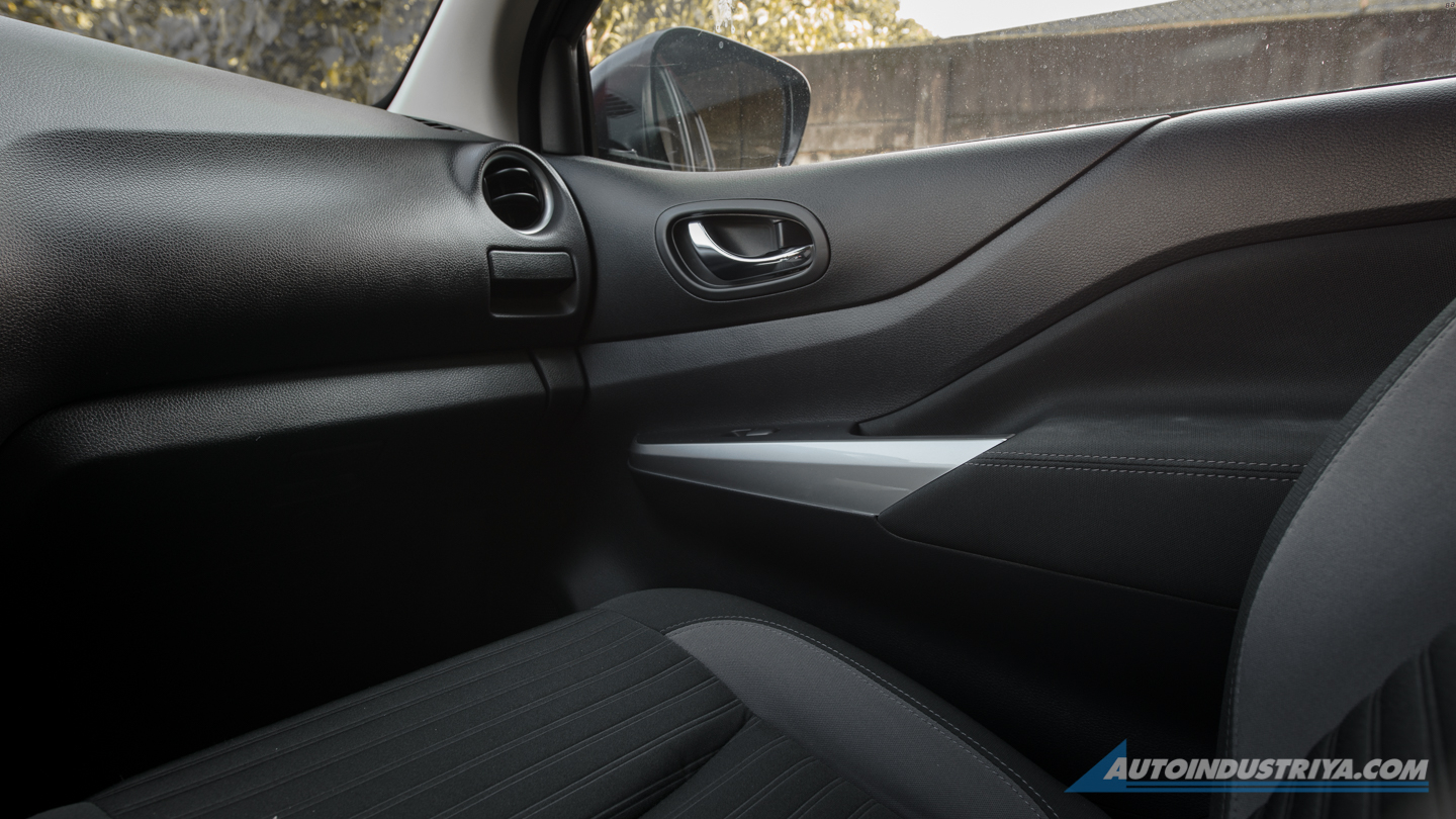 2022 Nissan Navara 4x2 VE