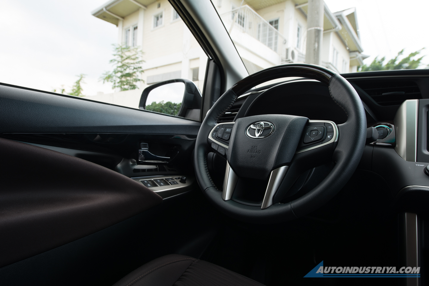 2021 Toyota Innova V