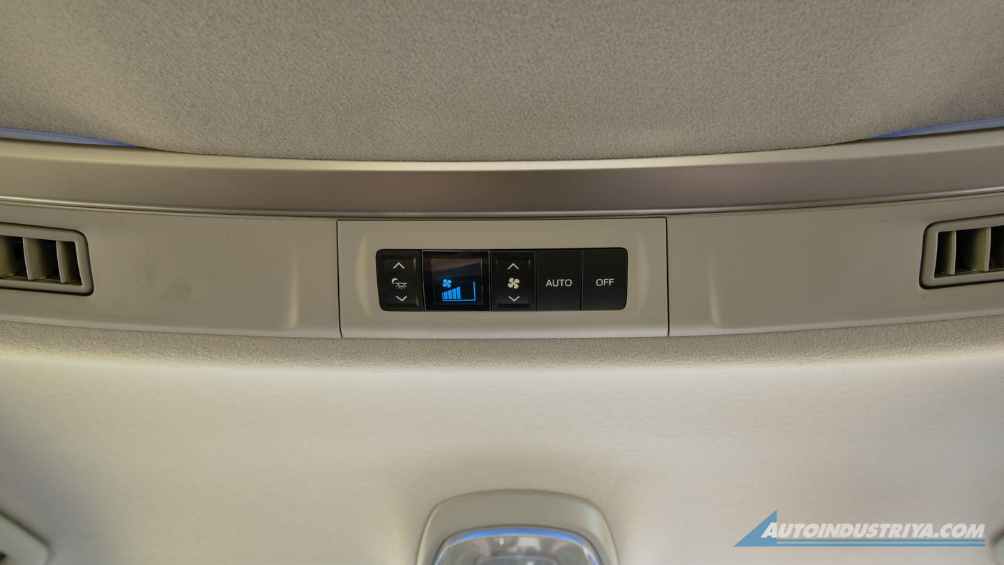 2021 Toyota Innova V