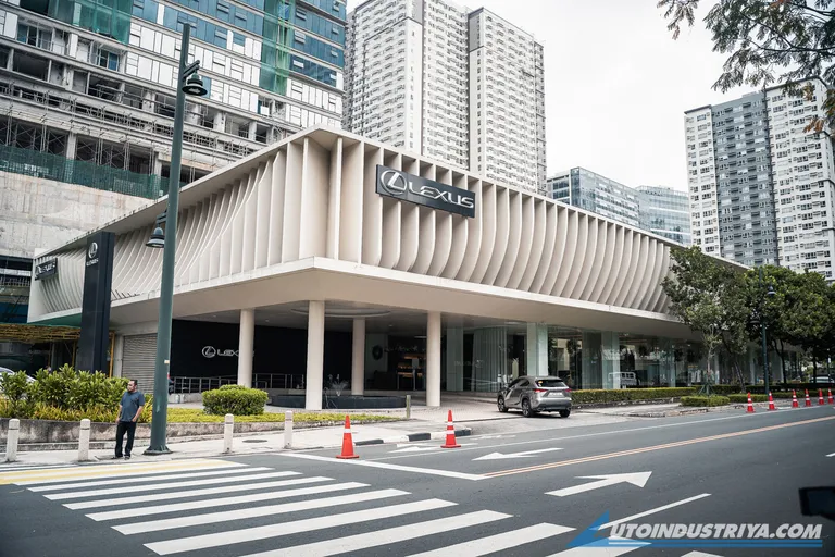 BGC is the Car Window Shopping Hub of the Philippines | AutoIndustriya