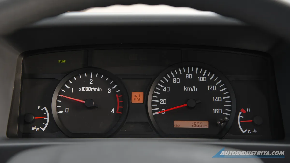 2021 Isuzu N-Series Smoother