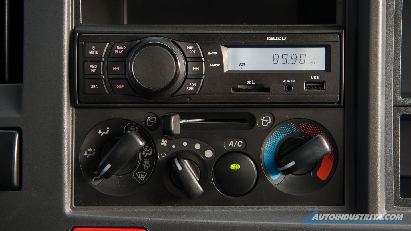 2021 Isuzu N-Series Smoother