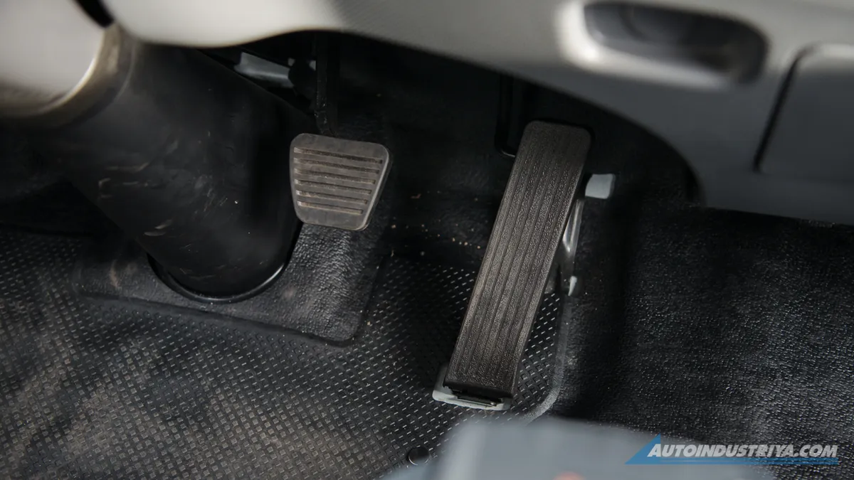 2021 Isuzu N-Series Smoother
