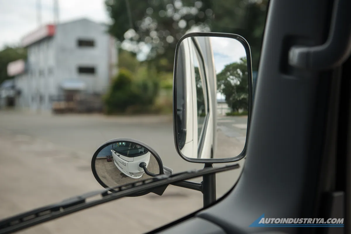 2021 Isuzu N-Series Smoother