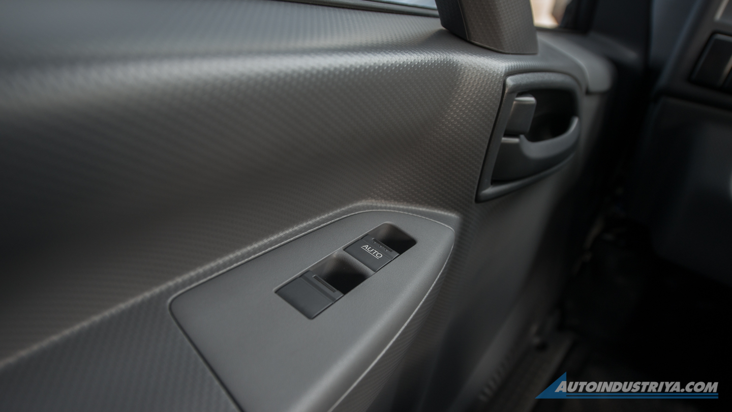 2021 Isuzu N-Series Smoother