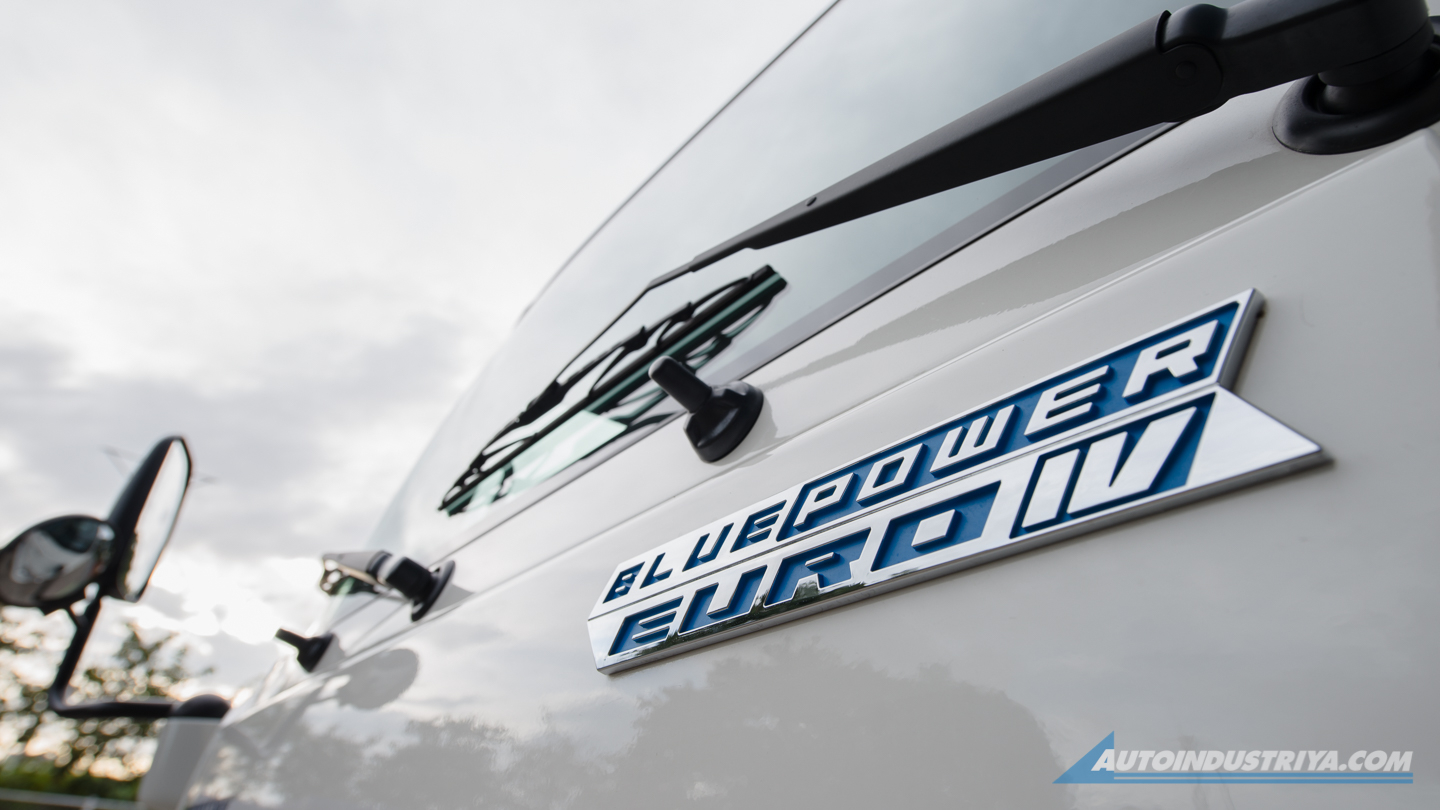 2021 Isuzu N-Series Smoother