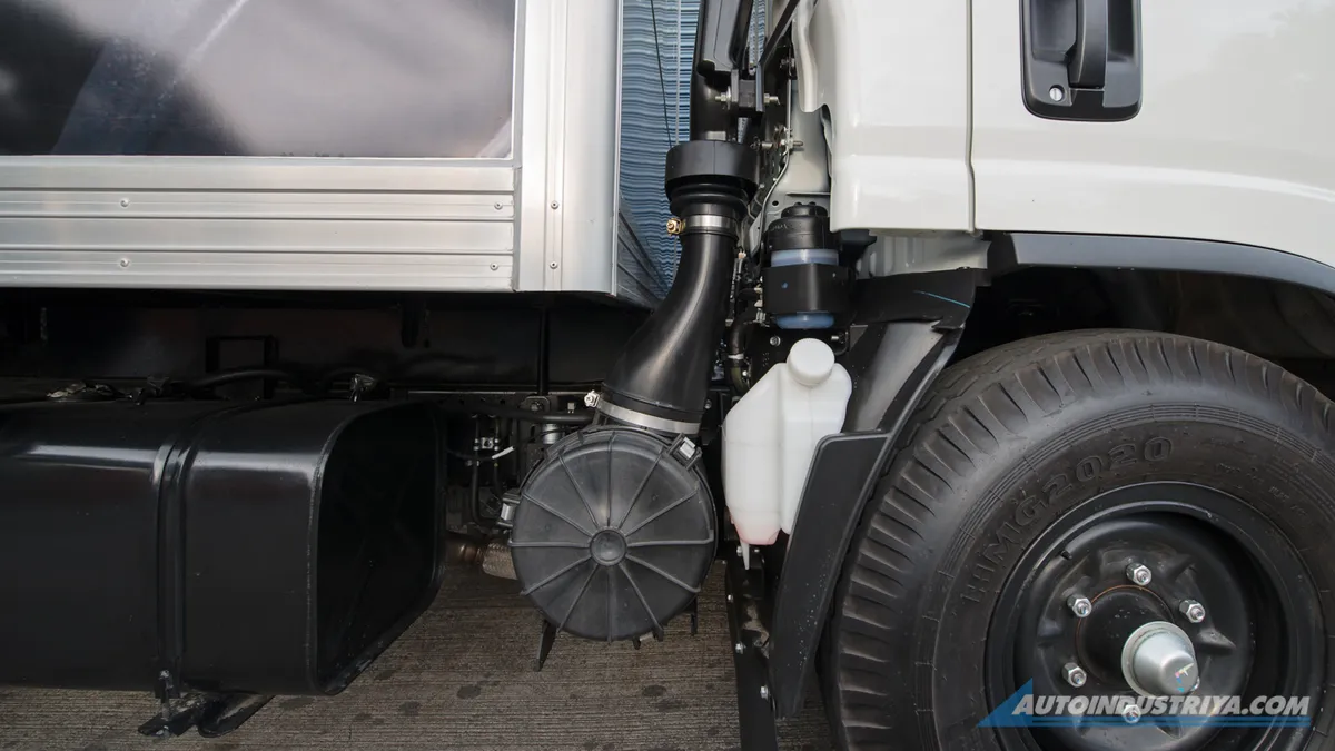 2021 Isuzu N-Series Smoother