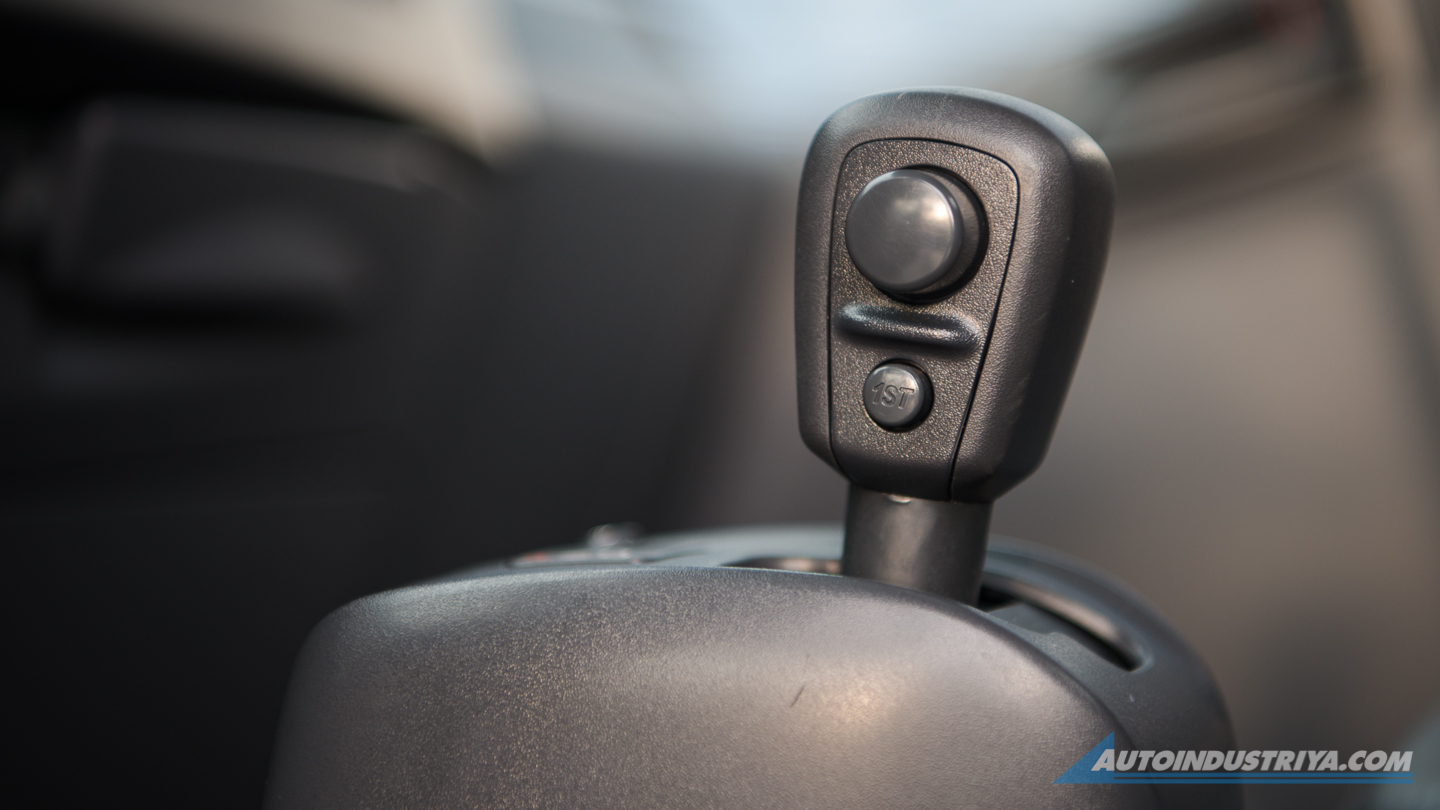 2021 Isuzu N-Series Smoother