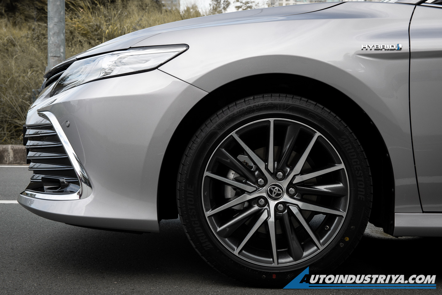 2022 Toyota Camry Hybrid