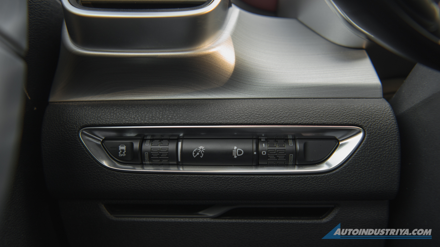 2022 Geely Coolray Sport Limited