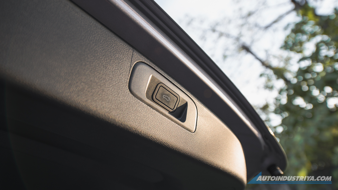 2022 Geely Coolray Sport Limited