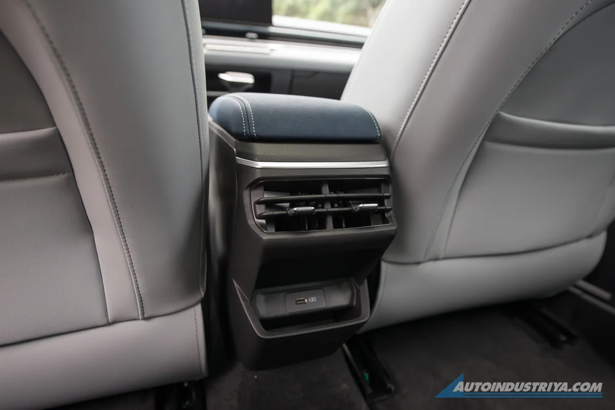 2022 Geely Emgrand