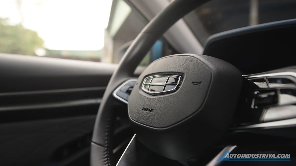 2022 Geely Emgrand