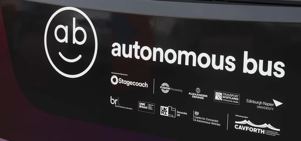 Driverless buses are now plying UK roads | AutoIndustriya