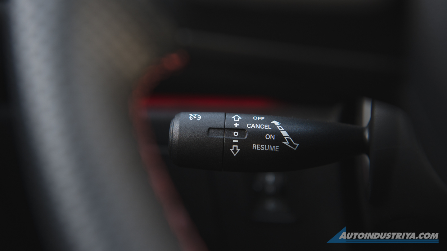 Embargo: MG HS Review