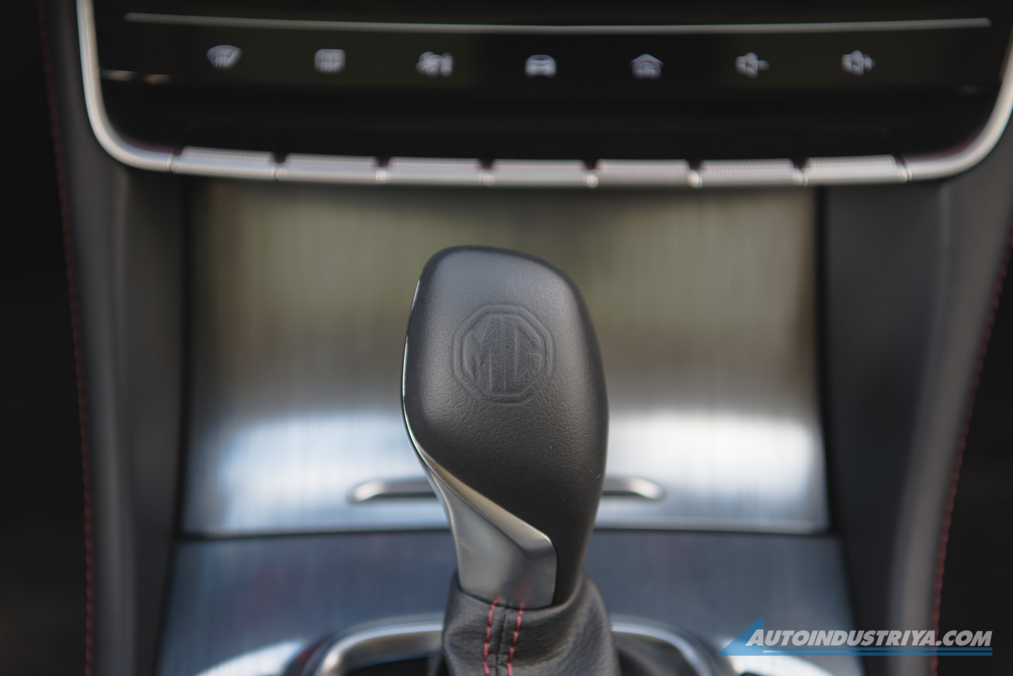 Embargo: MG HS Review