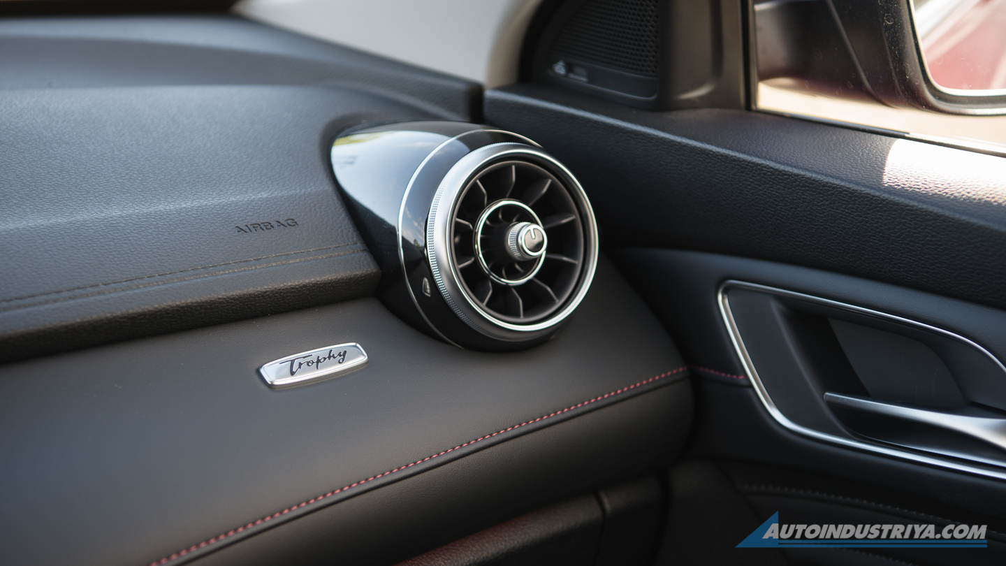 Embargo: MG HS Review