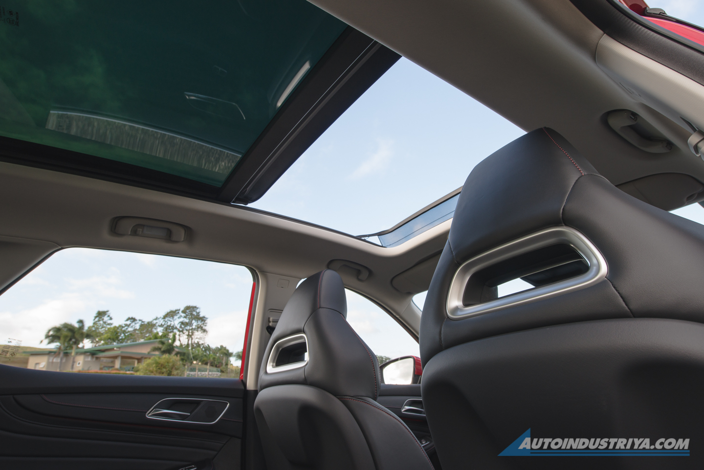 Embargo: MG HS Review