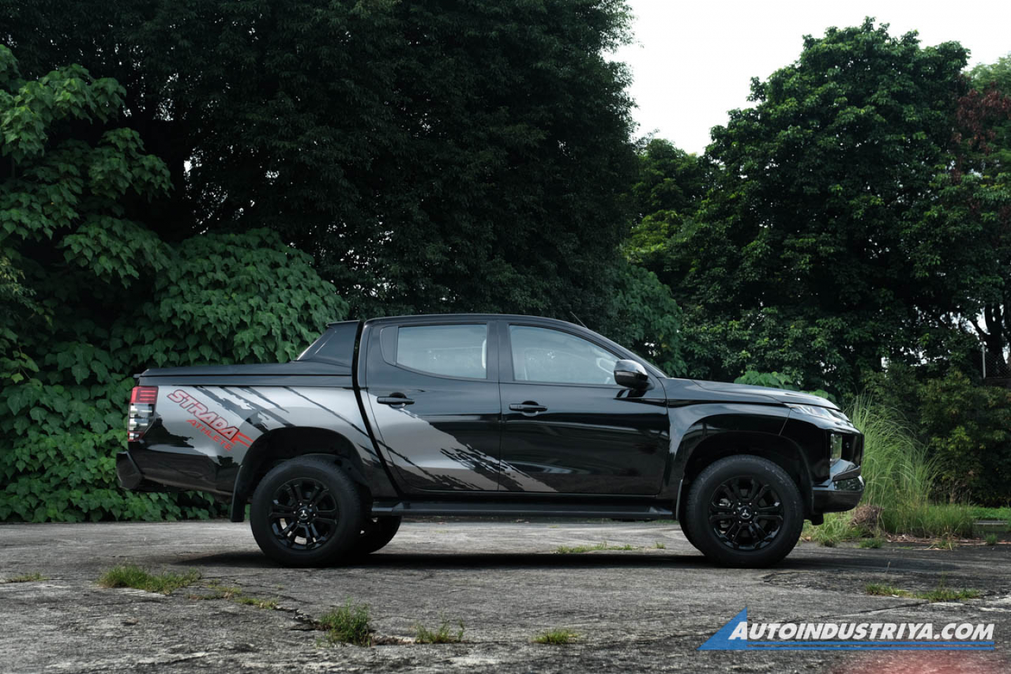 2022 Mitsubishi Strada Athlete Black Series 4WD A/T