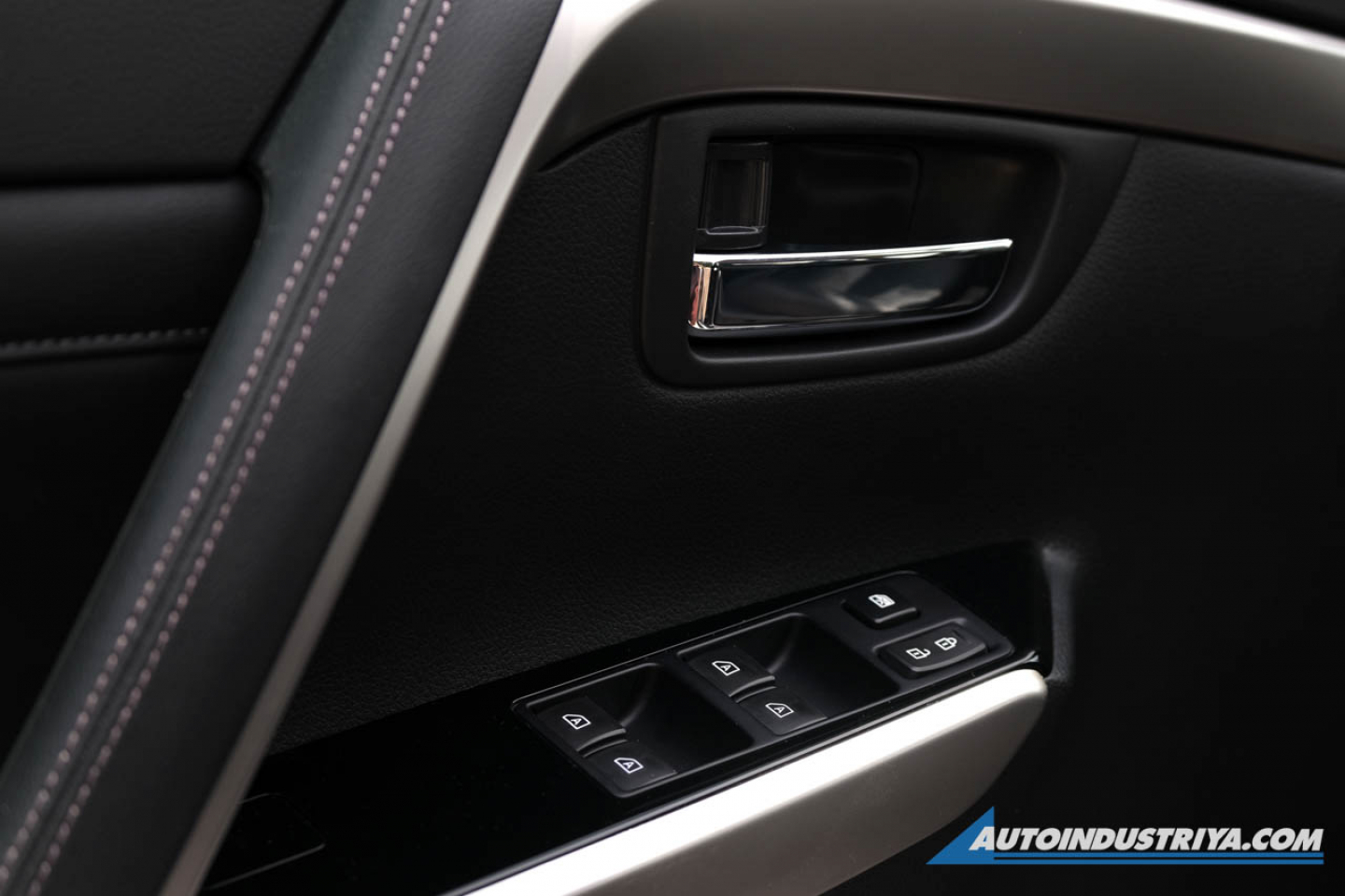 2022 Mitsubishi Montero Sport Black Series 2.4L 2WD