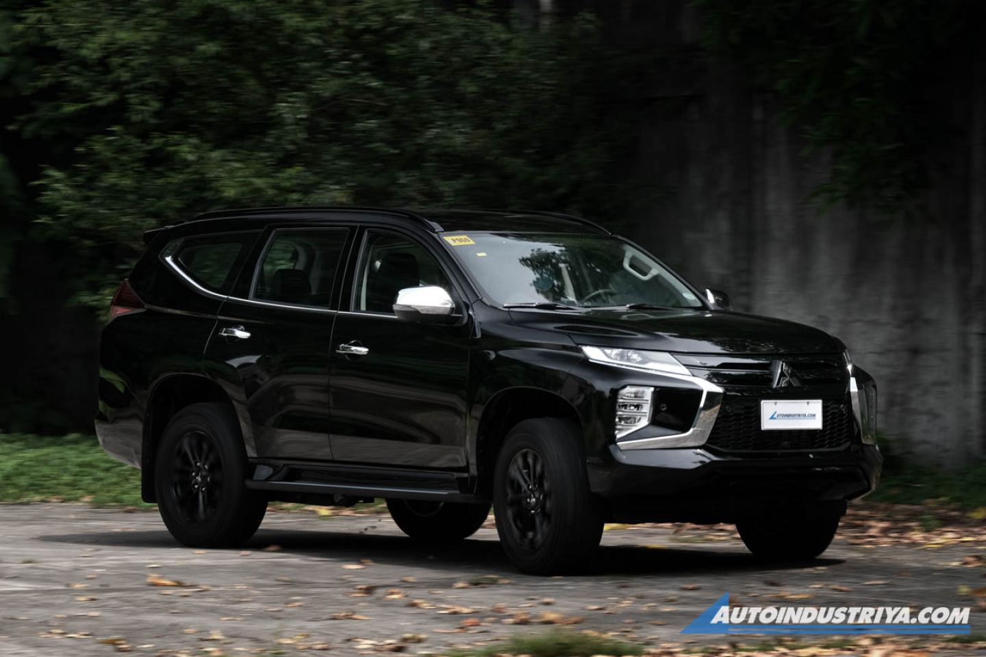 2022 Mitsubishi Montero Sport Black Series 2.4L 2WD