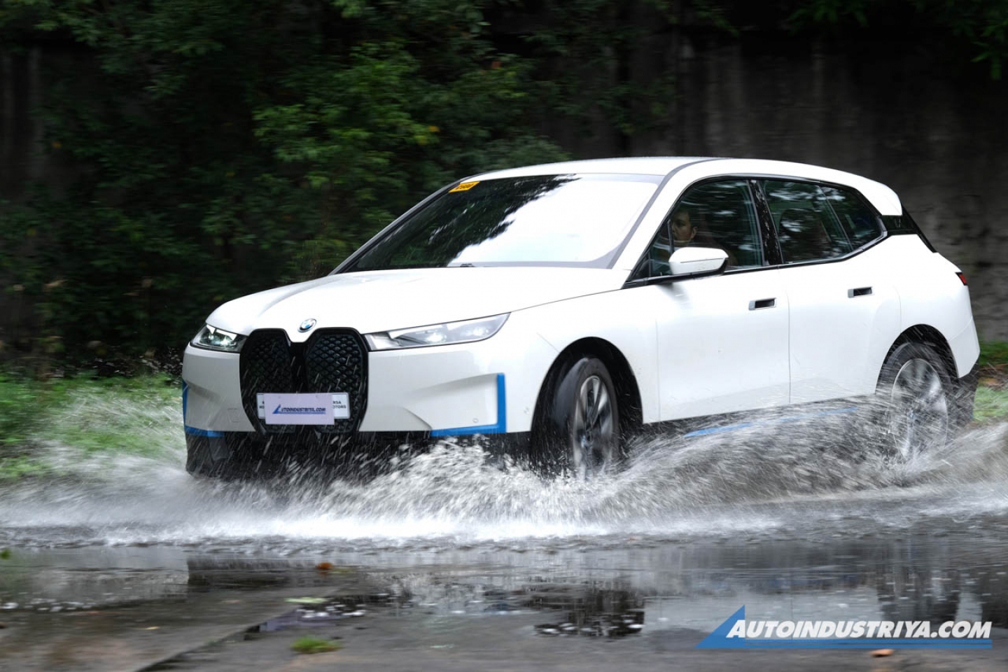 2022 BMW iX xDrive40