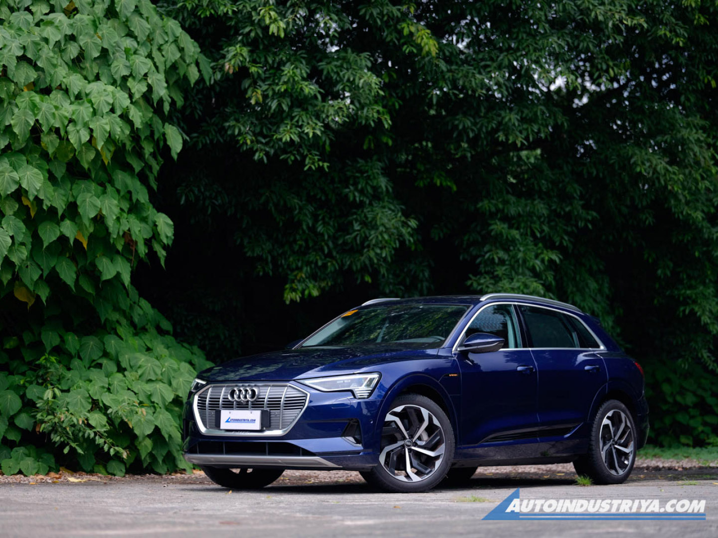 First Drive: Audi e-tron 55 quattro is the future made familiar