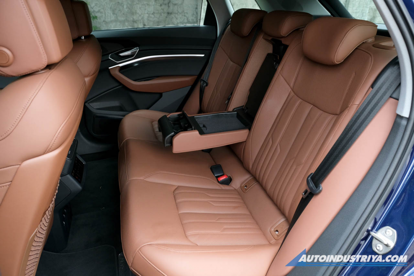 First Drive: Audi e-tron 55 quattro is the future made familiar