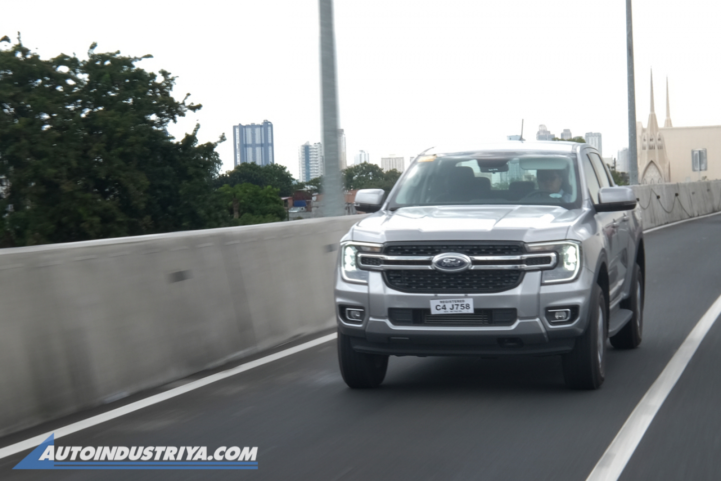 2023 Ford Ranger 2.0L XLT 4x2 A/T