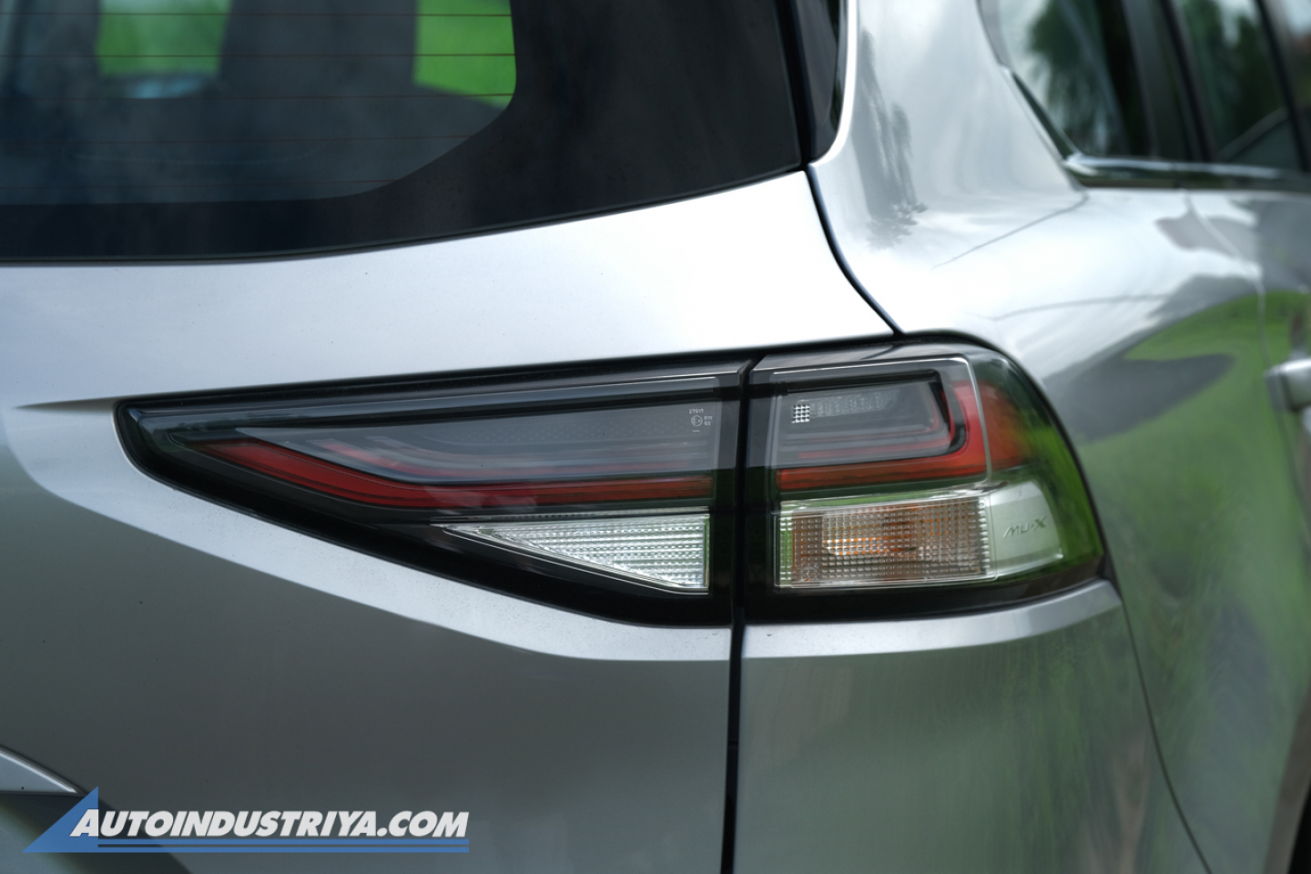 2022 Isuzu mu-X LS-A 4x2