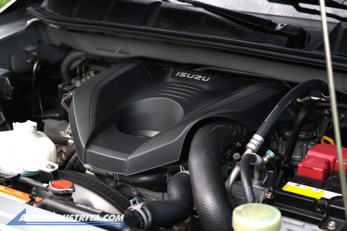 2022 Isuzu mu-X LS-A 4x2