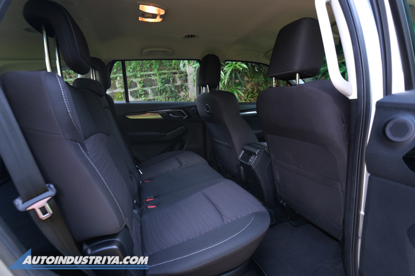 2022 Isuzu mu-X LS-A 4x2