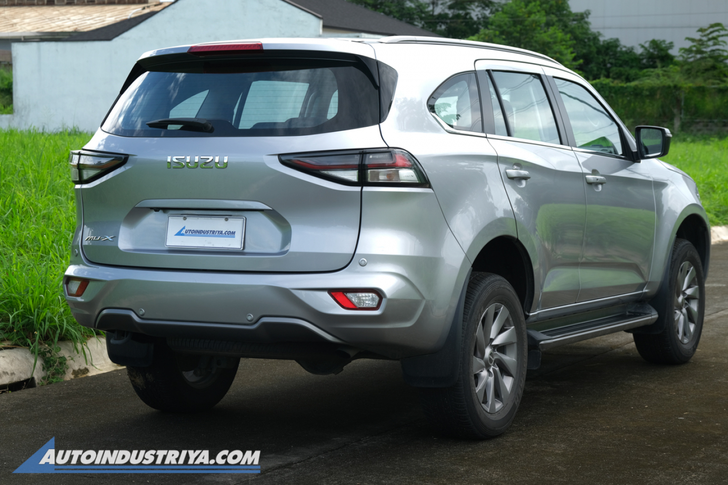 2022 Isuzu mu-X LS-A 4x2