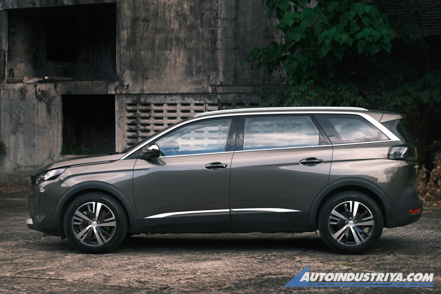 2022 Peugeot 5008 1.6L THP