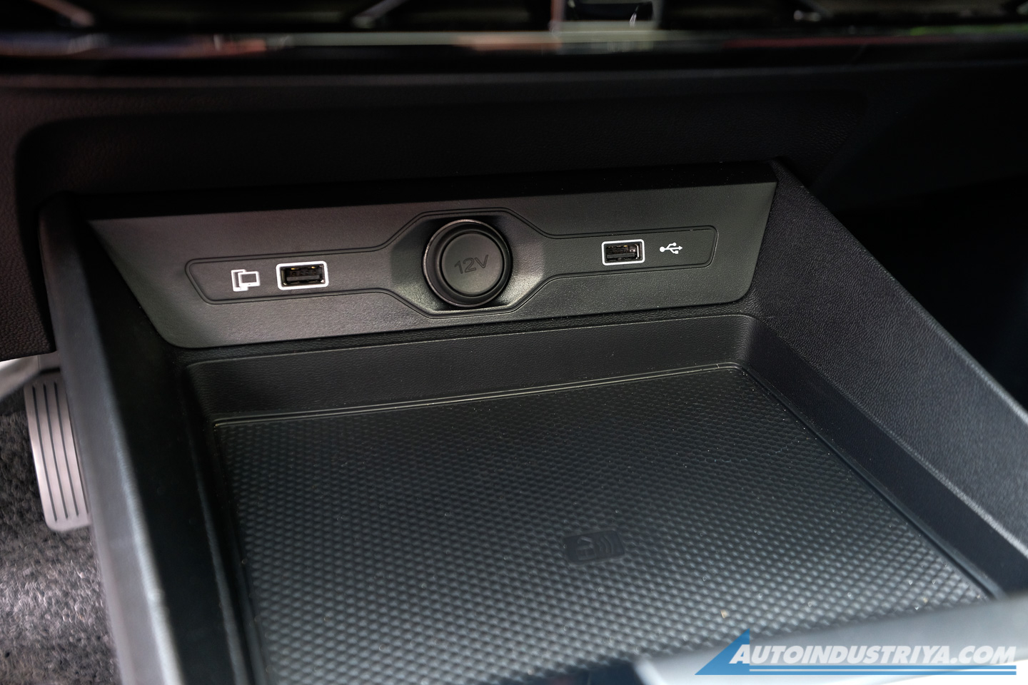 2023 MG GT Sport 1.5L Turbo TST