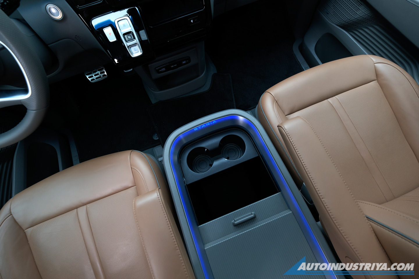 2023 Hyundai Staria 2.2 CRDi Premium AWD