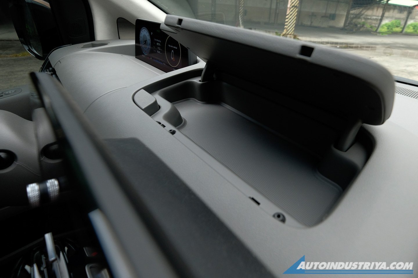 2023 Hyundai Staria 2.2 CRDi Premium AWD