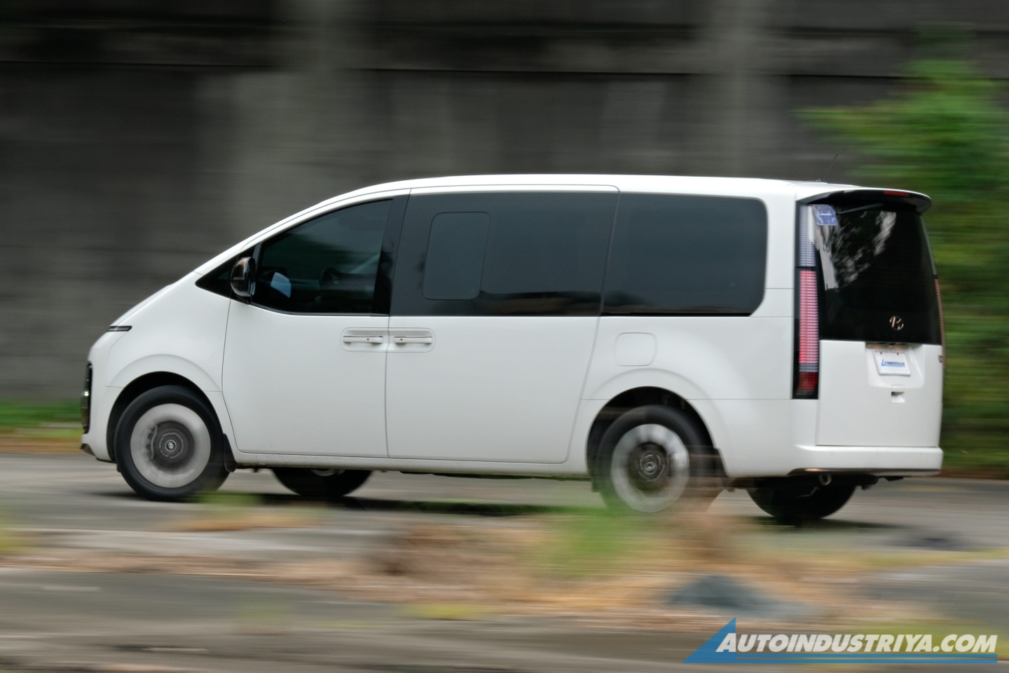 2023 Hyundai Staria 2.2 CRDi Premium AWD