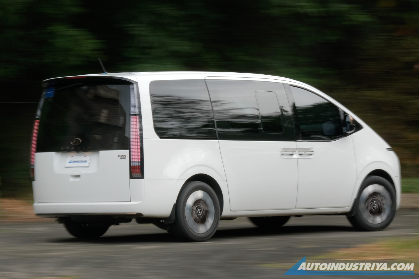 2023 Hyundai Staria 2.2 CRDi Premium AWD