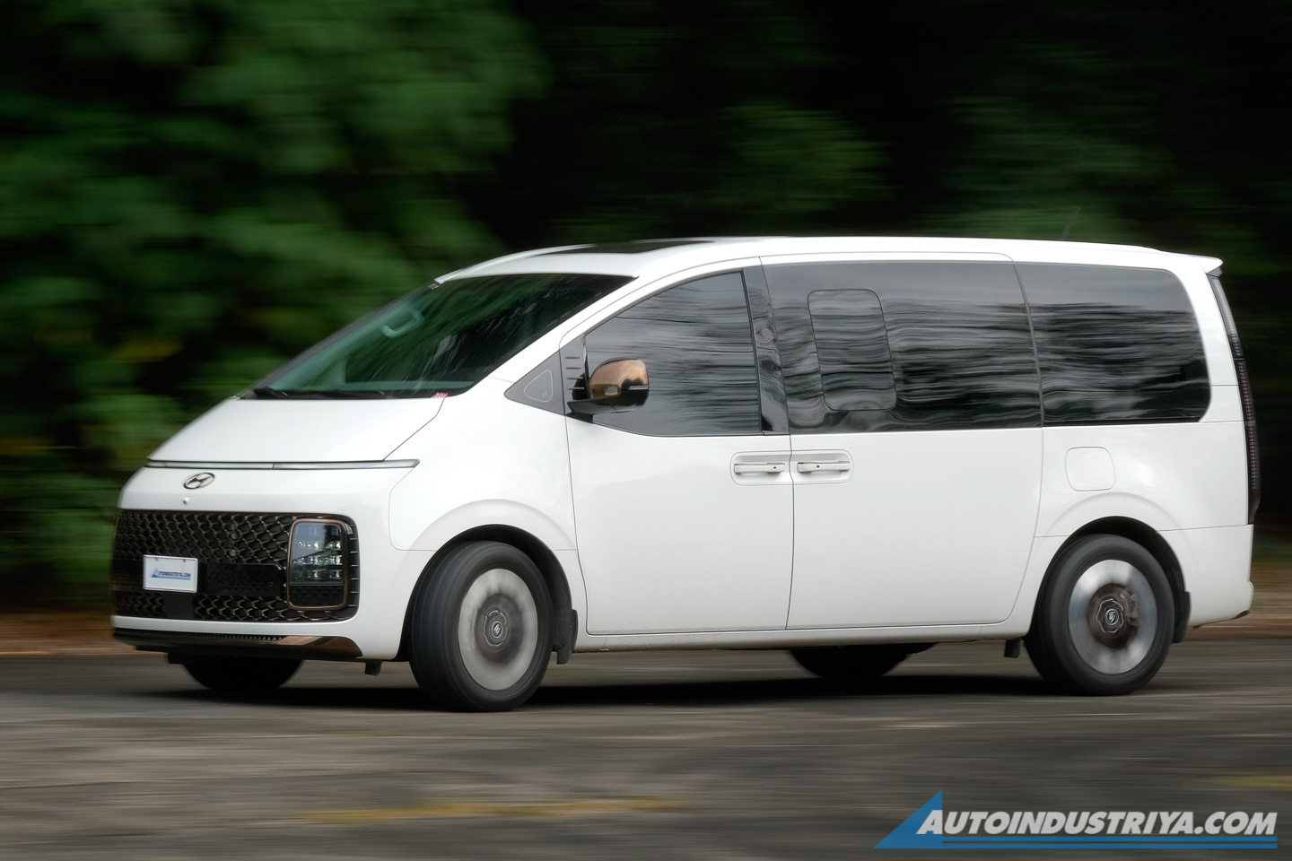 2023 Hyundai Staria 2.2 CRDi Premium AWD