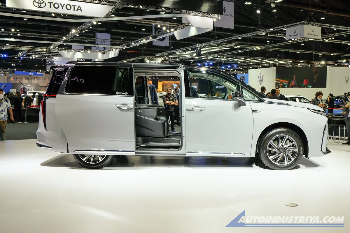 Colorful Experiences: 2023 Bangkok International Motor Show