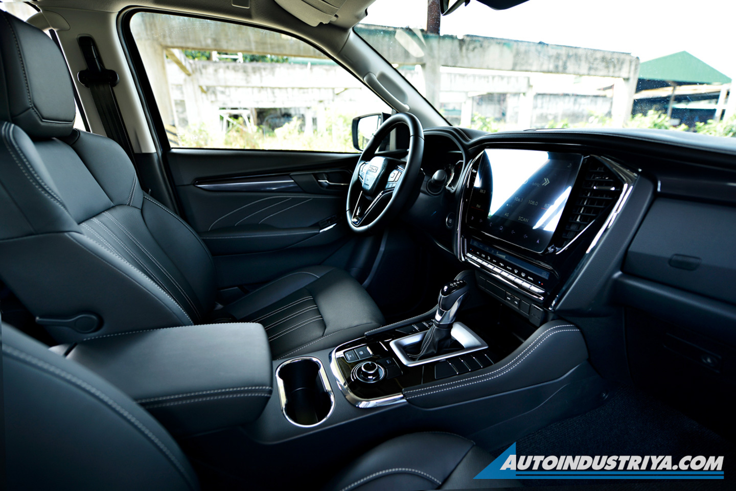 2023 Isuzu mu-X 3.0 LS-E 4x4 6AT