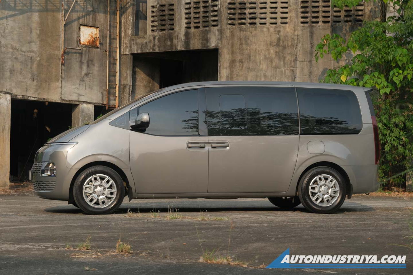 2023 Hyundai Staria 2.2 CRDi GLS+ 8AT